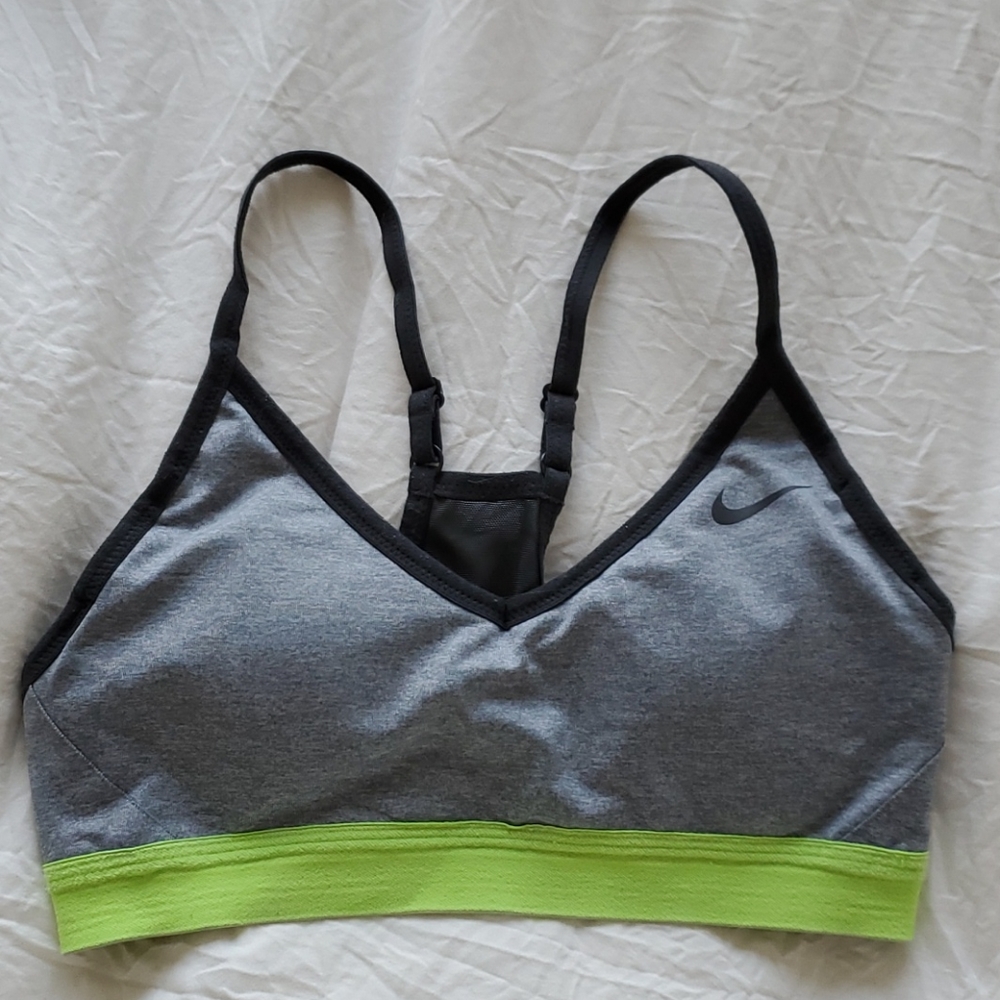 Nike lightly padded sportsbra Size S